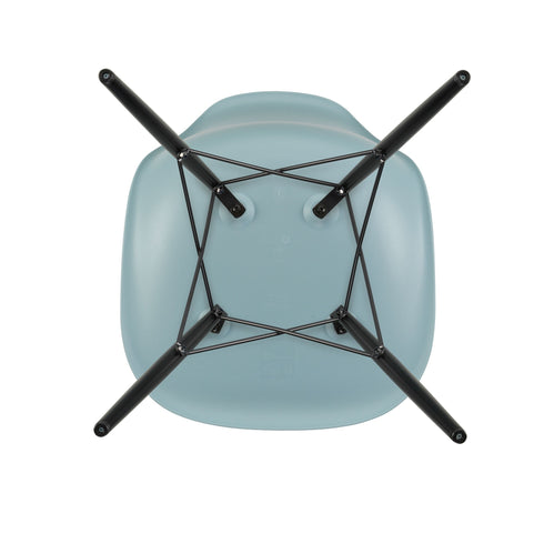 Cadeira Eames em Plástico DSW / Base Maple Preto